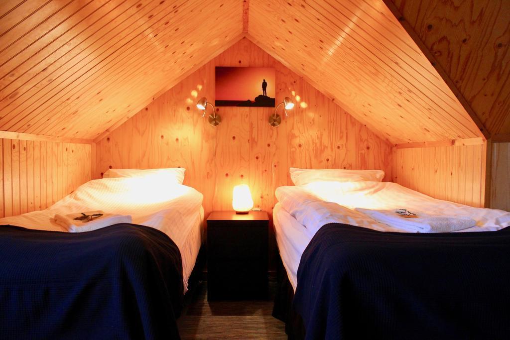 Guesthouse Arny Вестманнаейяр Екстер'єр фото